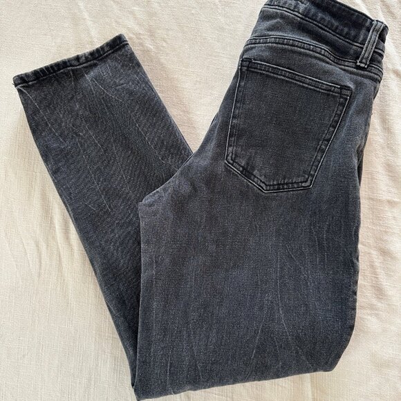 Abercrombie & Fitch Black High Rise Mom jean, Size: 27 long - Picture 8 of 8
